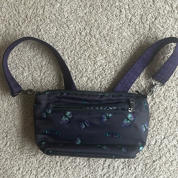 lug flare butterfly grey crossbody purse - Picture 2 of 3